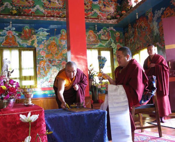 Rabjam Rinpoche performs a short Rabné ceremony Khenpo Namdrol Rinpoche and Rabjam Rinpoche during the Rabné